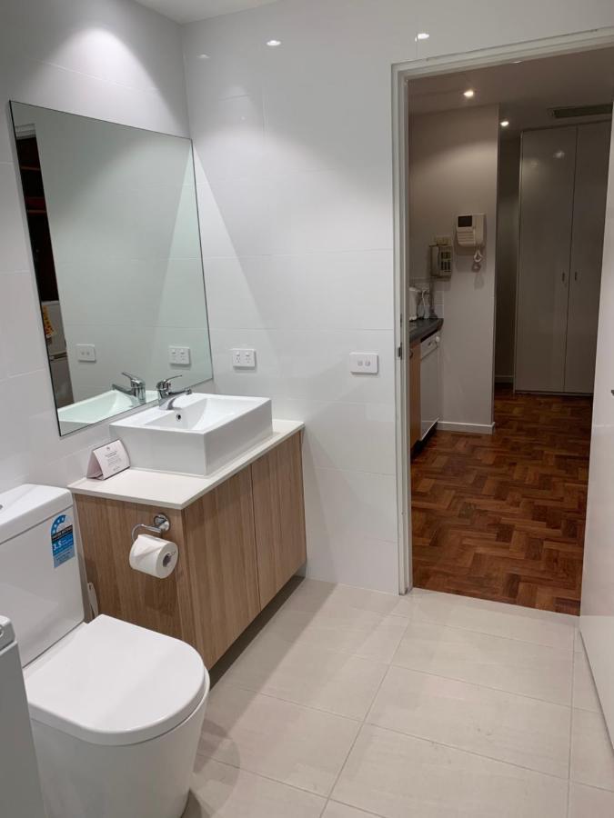 เควสท์ออนวิลเลี่ยมอพาร์ทเมนท์ส Aparthotel เมลเบิร์น ภายนอก รูปภาพ
